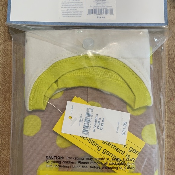 BabyGap Long Sleeve Shirt & Pants PJ’s 6-12 M NWT - Picture 4 of 4